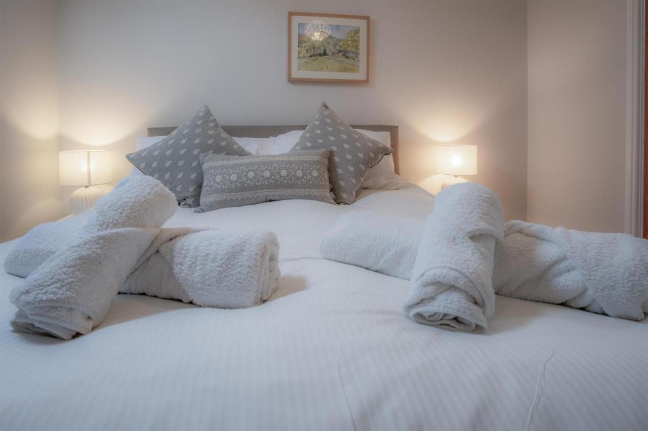 Noe Acre - 3 Bedroom Cottage - เท็นบี ภายนอก รูปภาพ